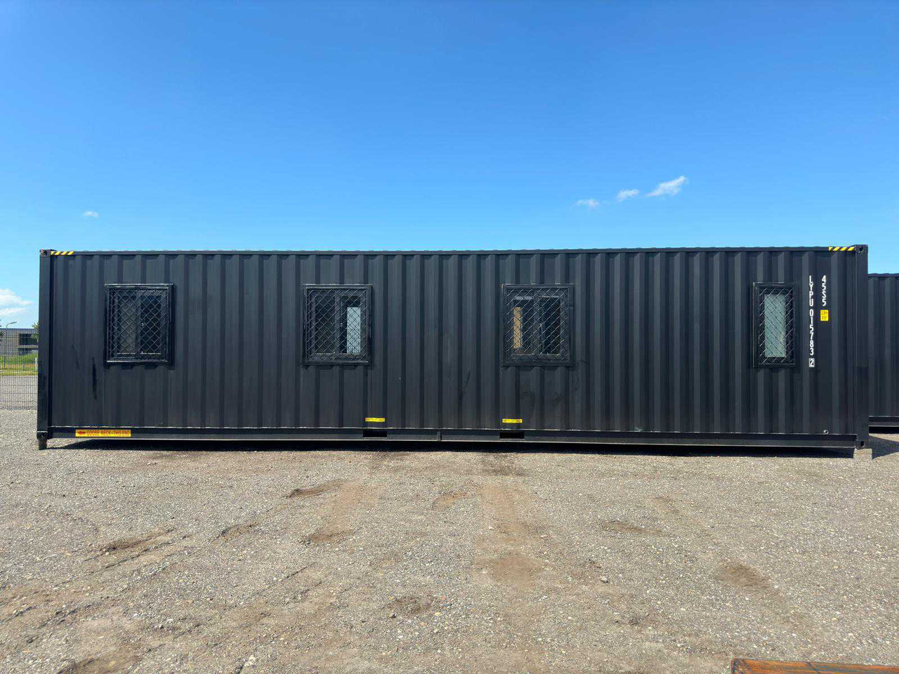 Rhino-Cross-Containers 1 Deur en 3 Ramen Zwart - Kontainer konstruksi: gambar 4 Rhino-Cross-Containers 1 Deur en 3 Ramen Zwart - Kontainer konstruksi: gambar 4