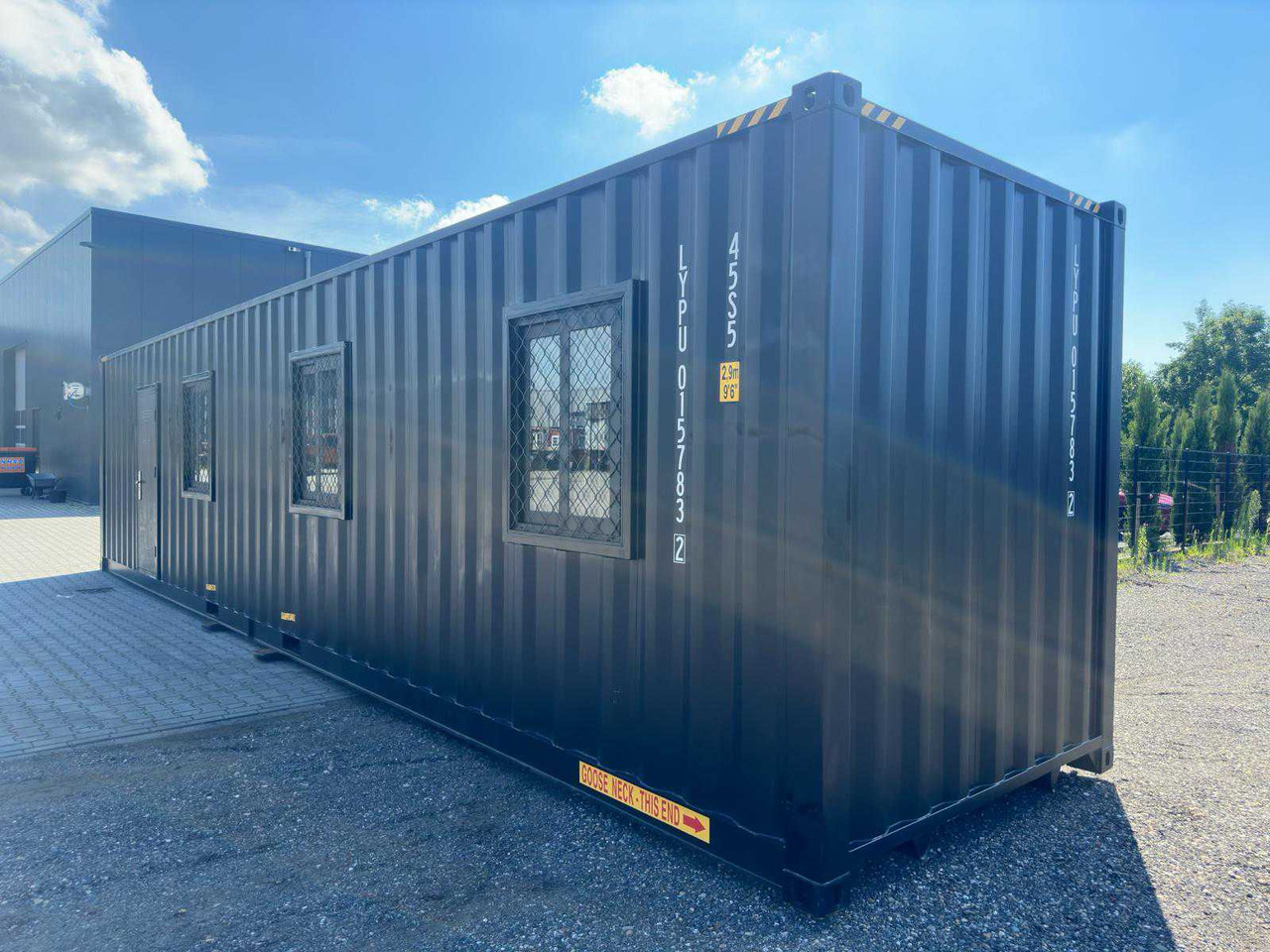 Rhino-Cross-Containers 1 Deur en 3 Ramen Zwart - Kontainer konstruksi: gambar 1 Rhino-Cross-Containers 1 Deur en 3 Ramen Zwart - Kontainer konstruksi: gambar 1