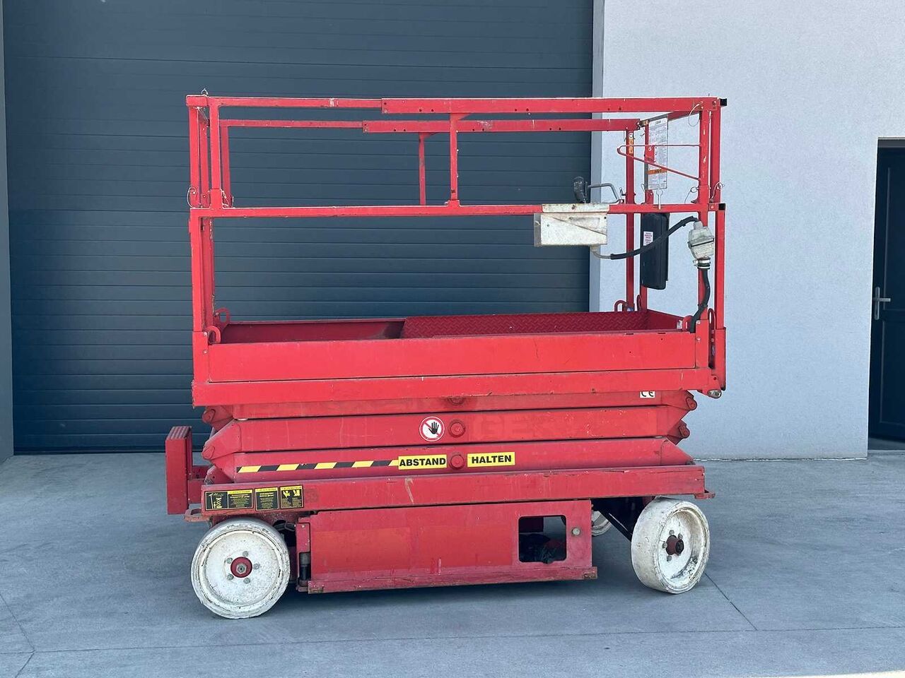 SKYJACK - SJ 4620 - AERIAL WORK PLATFORMS - 2012 - Platform pengangkat: gambar 2 SKYJACK - SJ 4620 - AERIAL WORK PLATFORMS - 2012 - Platform pengangkat: gambar 2