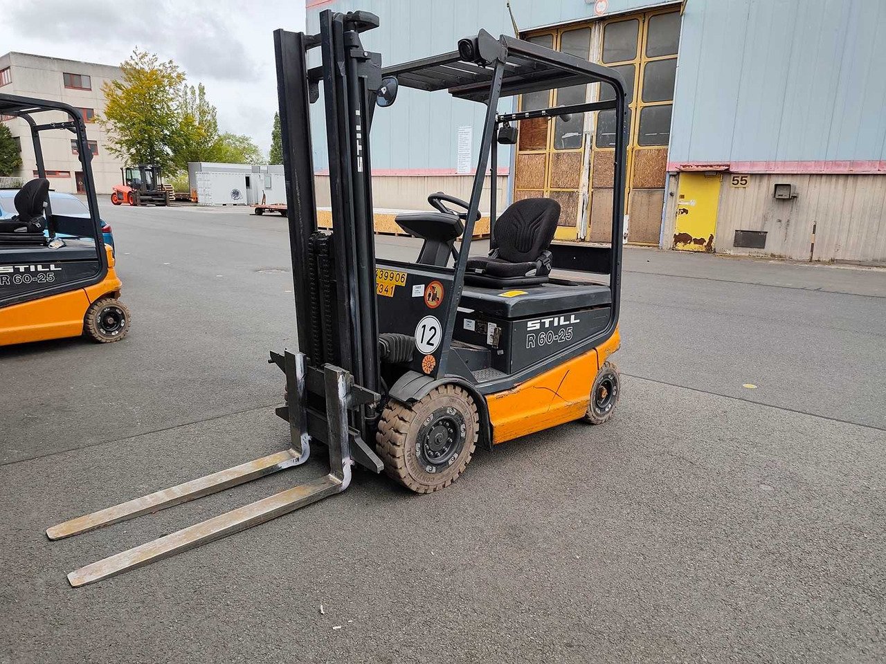 STILL - R 60-25 - FORKLIFT TRUCKS ELECTRIC WITHOUT BATTERY - 1999 - Forklift: gambar 5 STILL - R 60-25 - FORKLIFT TRUCKS ELECTRIC WITHOUT BATTERY - 1999 - Forklift: gambar 5