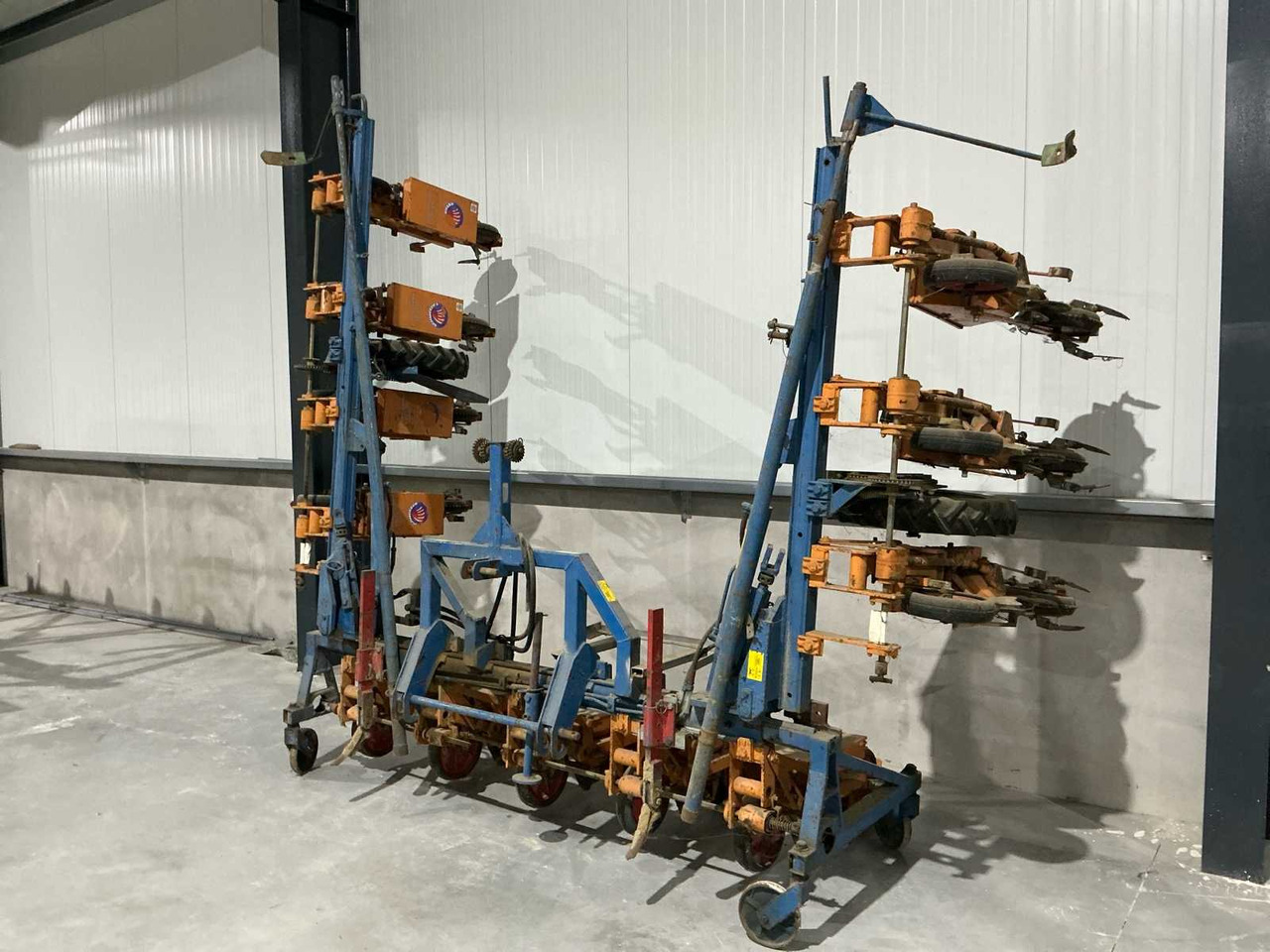 Schmotzer UD2000 - Peralatan menabur: gambar 1 Schmotzer UD2000 - Peralatan menabur: gambar 1