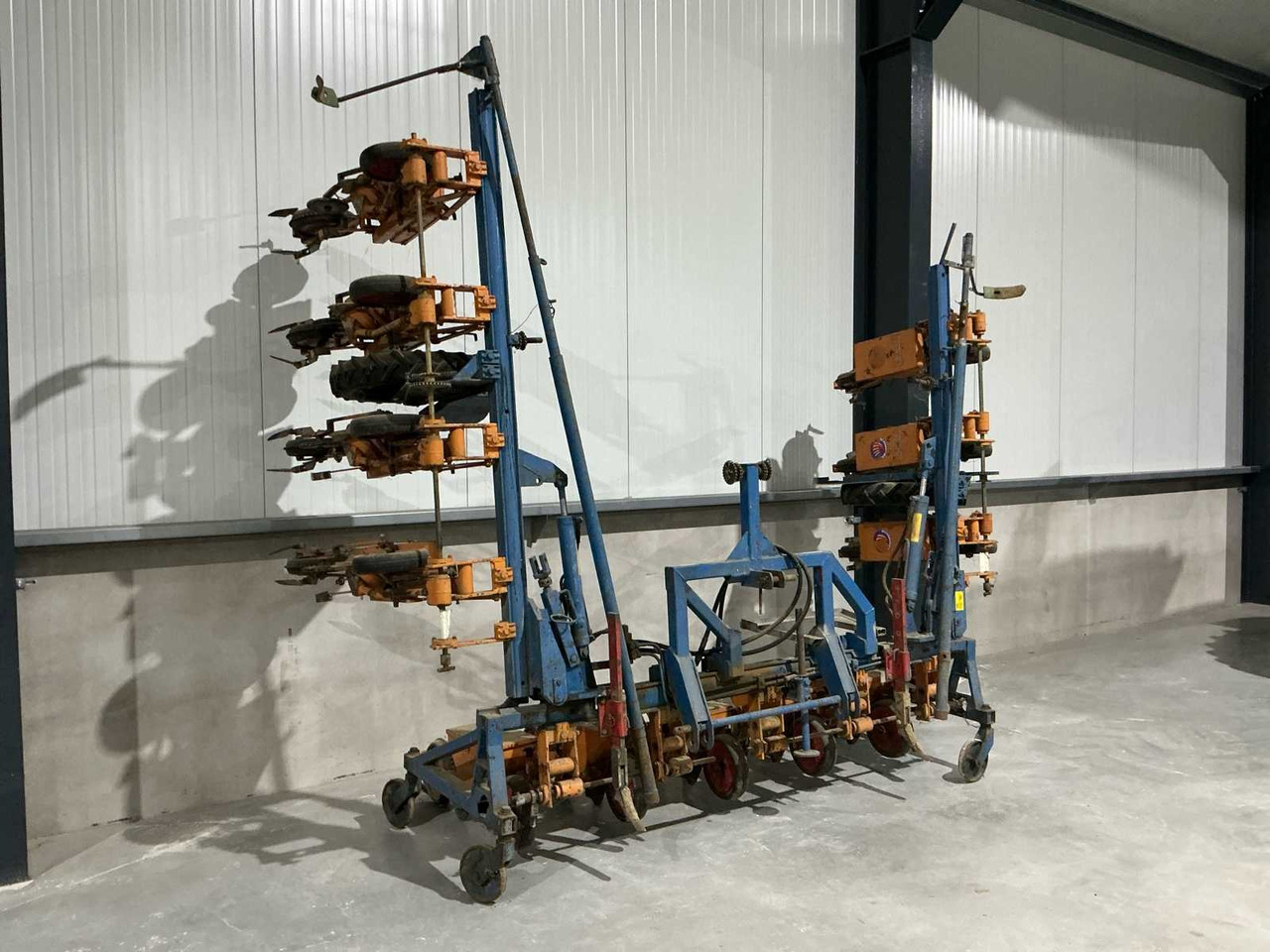 Schmotzer UD2000 - Peralatan menabur: gambar 2 Schmotzer UD2000 - Peralatan menabur: gambar 2