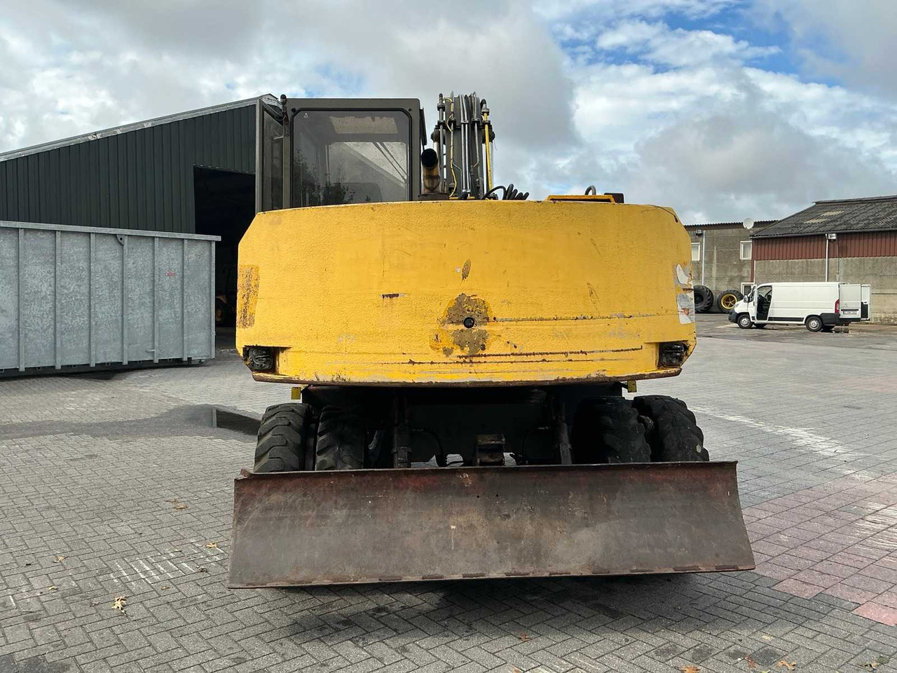 Sennebogen SM13 - Ekskavator roda: gambar 4 Sennebogen SM13 - Ekskavator roda: gambar 4