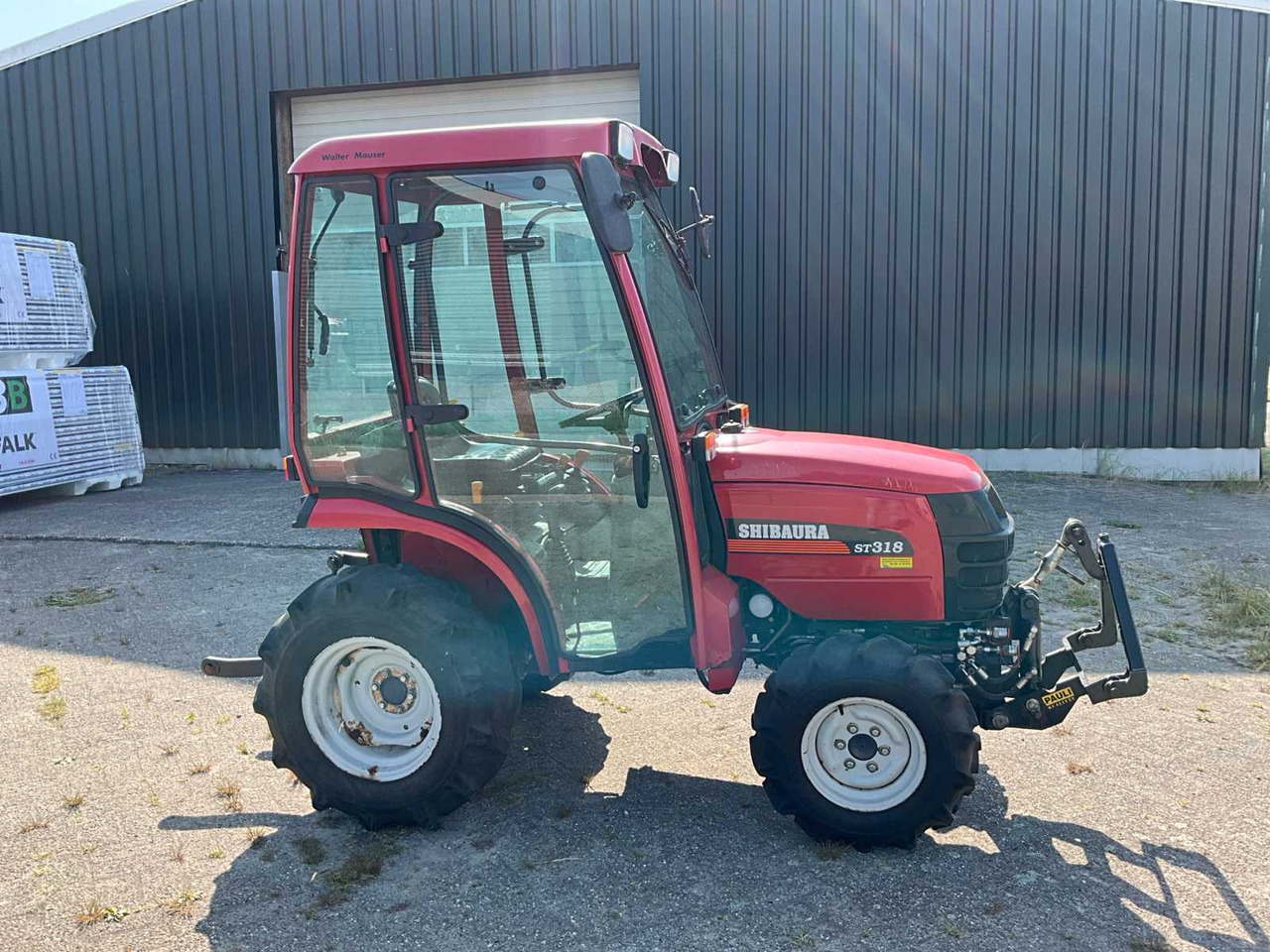 Shibaura ST318 - Traktor kompak: gambar 4 Shibaura ST318 - Traktor kompak: gambar 4