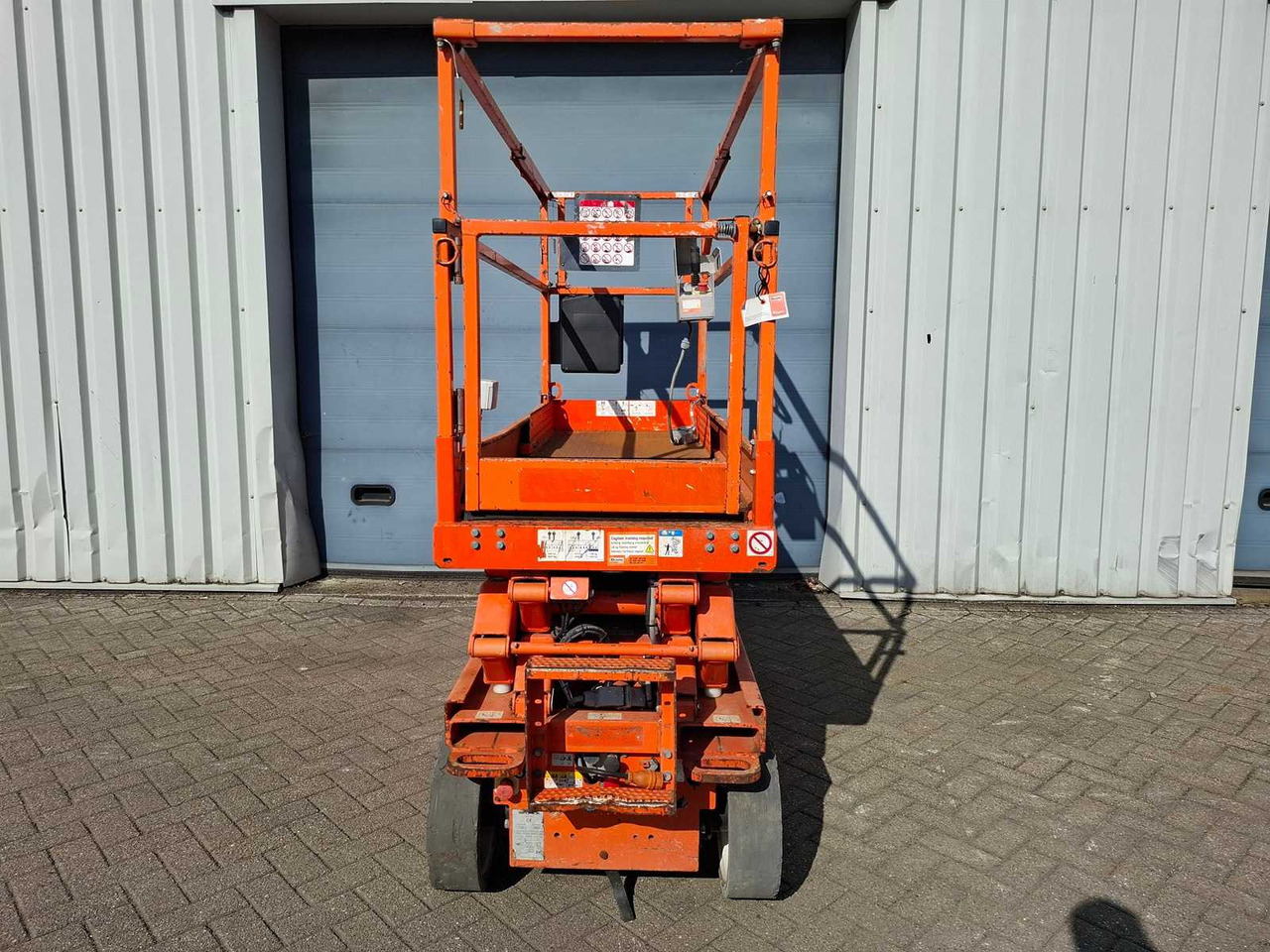 Skyjack SJ 3220 - Platform pengangkat: gambar 4 Skyjack SJ 3220 - Platform pengangkat: gambar 4
