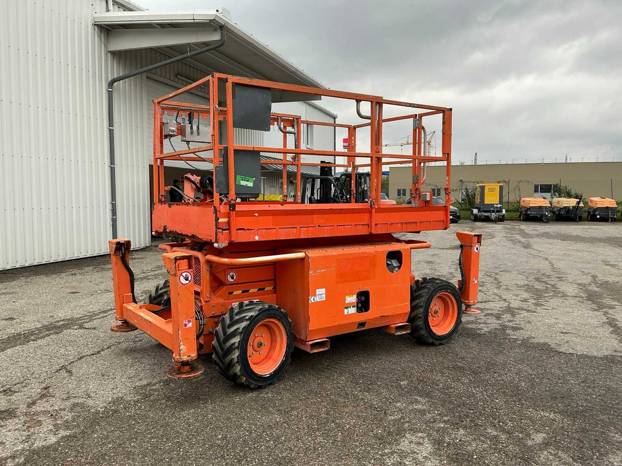 Skyjack SJ 6826RT - Platform pengangkat: gambar 4 Skyjack SJ 6826RT - Platform pengangkat: gambar 4