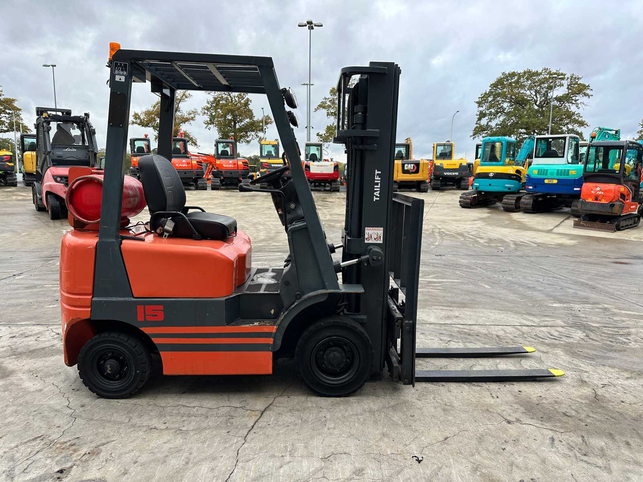 TAILIFT - 2008 - FG15 - FORKLIFT TRUCK - Forklift: gambar 4 TAILIFT - 2008 - FG15 - FORKLIFT TRUCK - Forklift: gambar 4