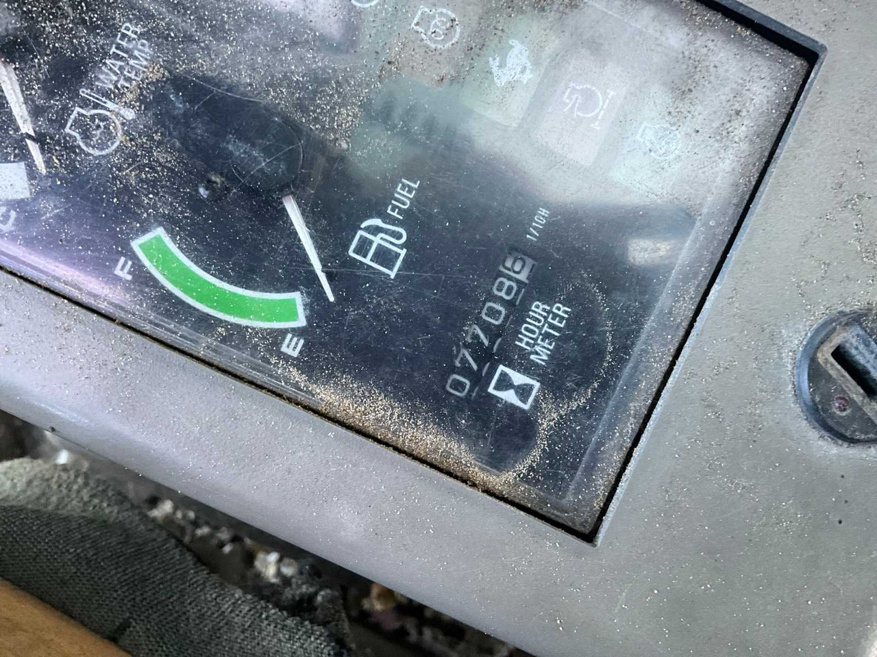 Ekskavator mini TAKEUCHI - TB 125 - MINI EXCAVATOR: gambar 18 Ekskavator mini TAKEUCHI - TB 125 - MINI EXCAVATOR: gambar 18