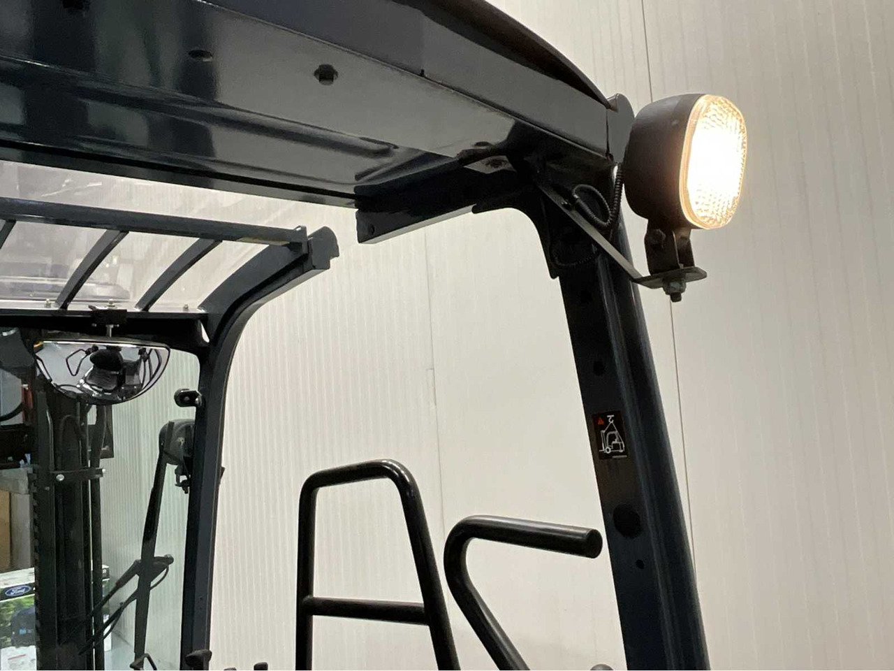 Forklift TOYOTA - 2018 - 8FBE16T - FORKLIFT, FREELIFT, SIDE SHIFT - PLASTIC ROOF - 4TH FUNCTION: gambar 13 Forklift TOYOTA - 2018 - 8FBE16T - FORKLIFT, FREELIFT, SIDE SHIFT - PLASTIC ROOF - 4TH FUNCTION: gambar 13