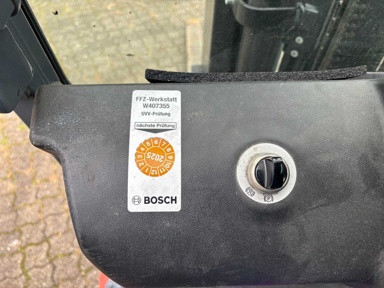 TOYOTA 8FBMT30 ELECTRIC FORKLIFT - Forklift: gambar 5 TOYOTA 8FBMT30 ELECTRIC FORKLIFT - Forklift: gambar 5