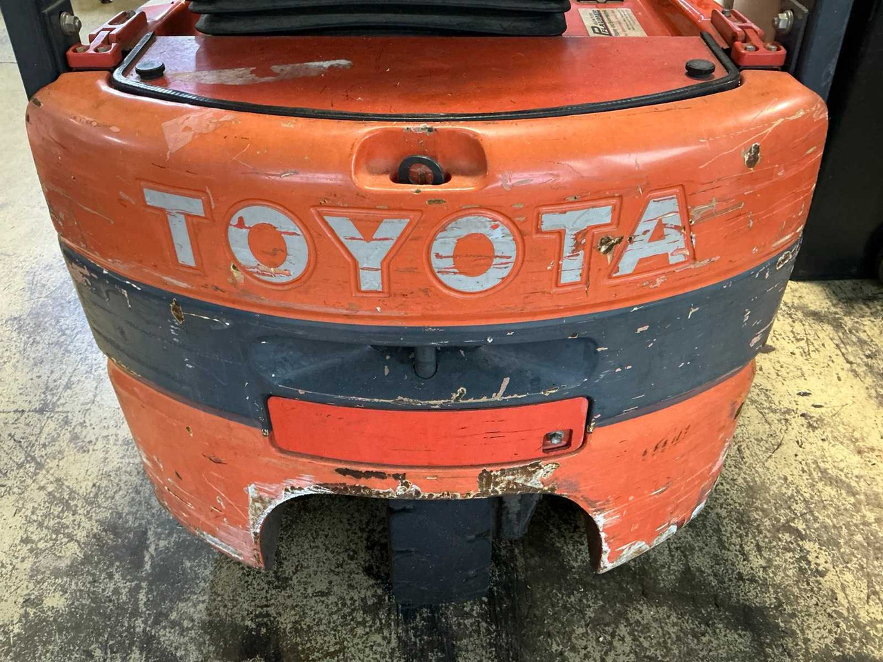 TOYOTA FBESF12 ELECTRIC FORKLIFT (2005) - Forklift: gambar 4 TOYOTA FBESF12 ELECTRIC FORKLIFT (2005) - Forklift: gambar 4