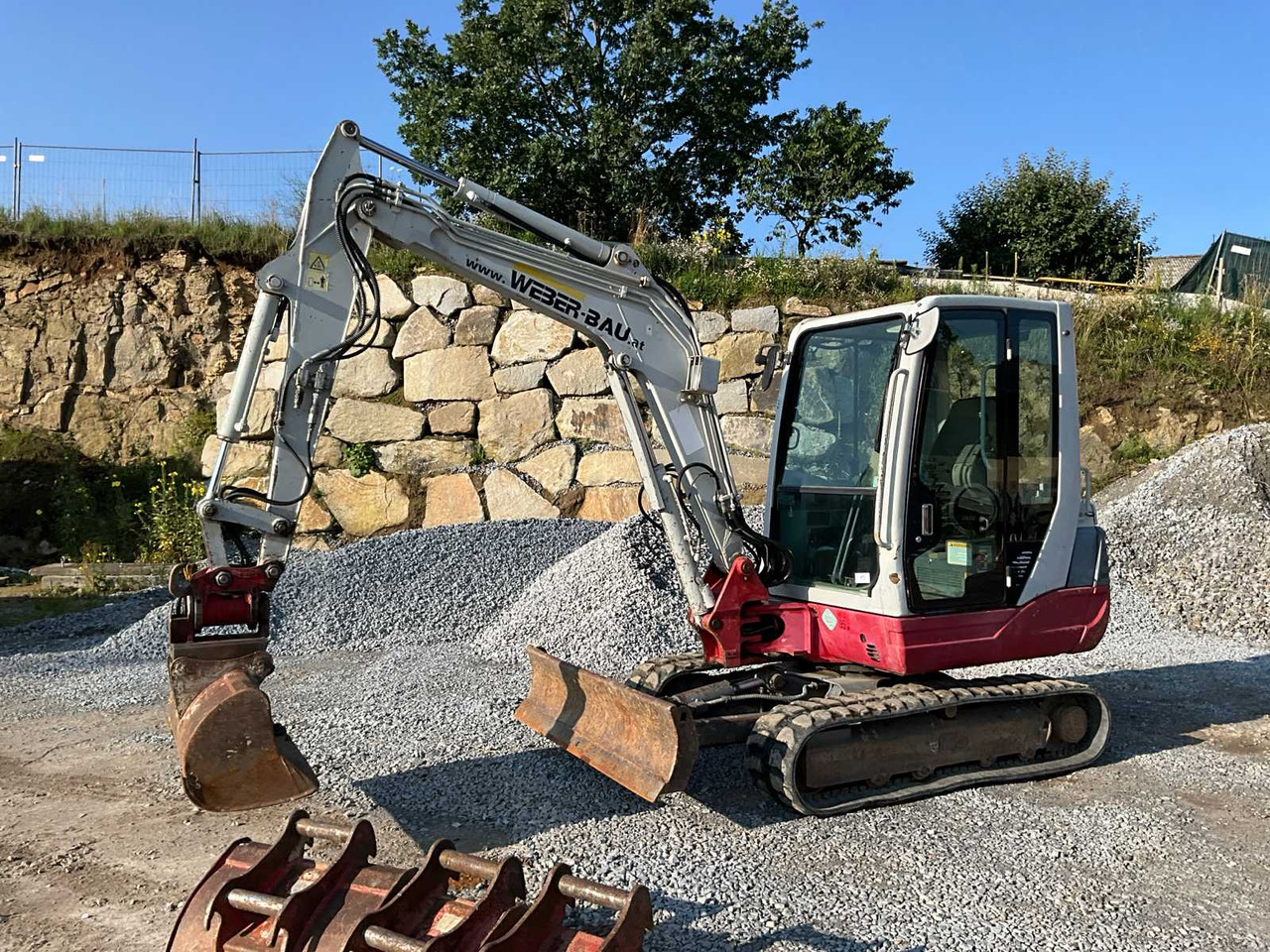 Takeuchi TB235 - Ekskavator mini: gambar 3 Takeuchi TB235 - Ekskavator mini: gambar 3