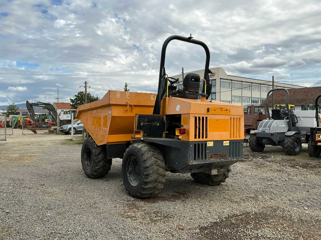 Terex TA 9 - Tempat sampah: gambar 1 Terex TA 9 - Tempat sampah: gambar 1