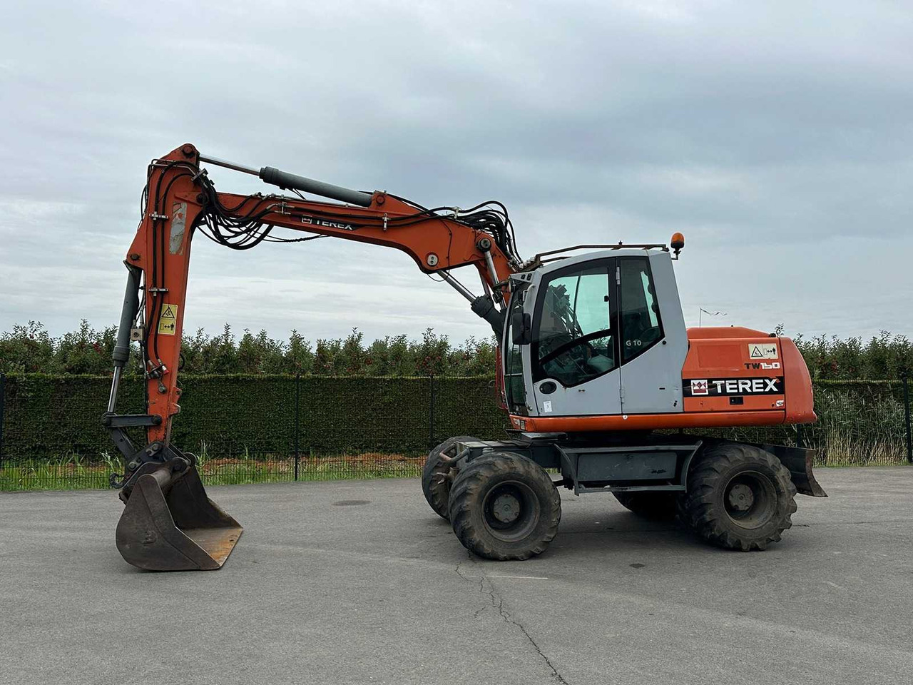 Terex TW150 - Ekskavator roda: gambar 4 Terex TW150 - Ekskavator roda: gambar 4