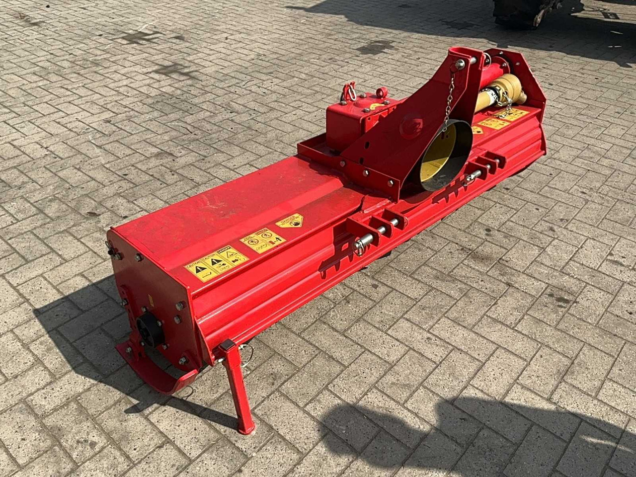 Tiller - Rotavator: gambar 5 Tiller - Rotavator: gambar 5