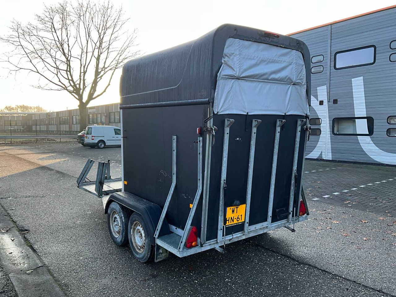 2006 HOTRARIJS PT-2600SS HORSE TRAILER WT-HN-61 - Trailer: gambar 3 2006 HOTRARIJS PT-2600SS HORSE TRAILER WT-HN-61 - Trailer: gambar 3