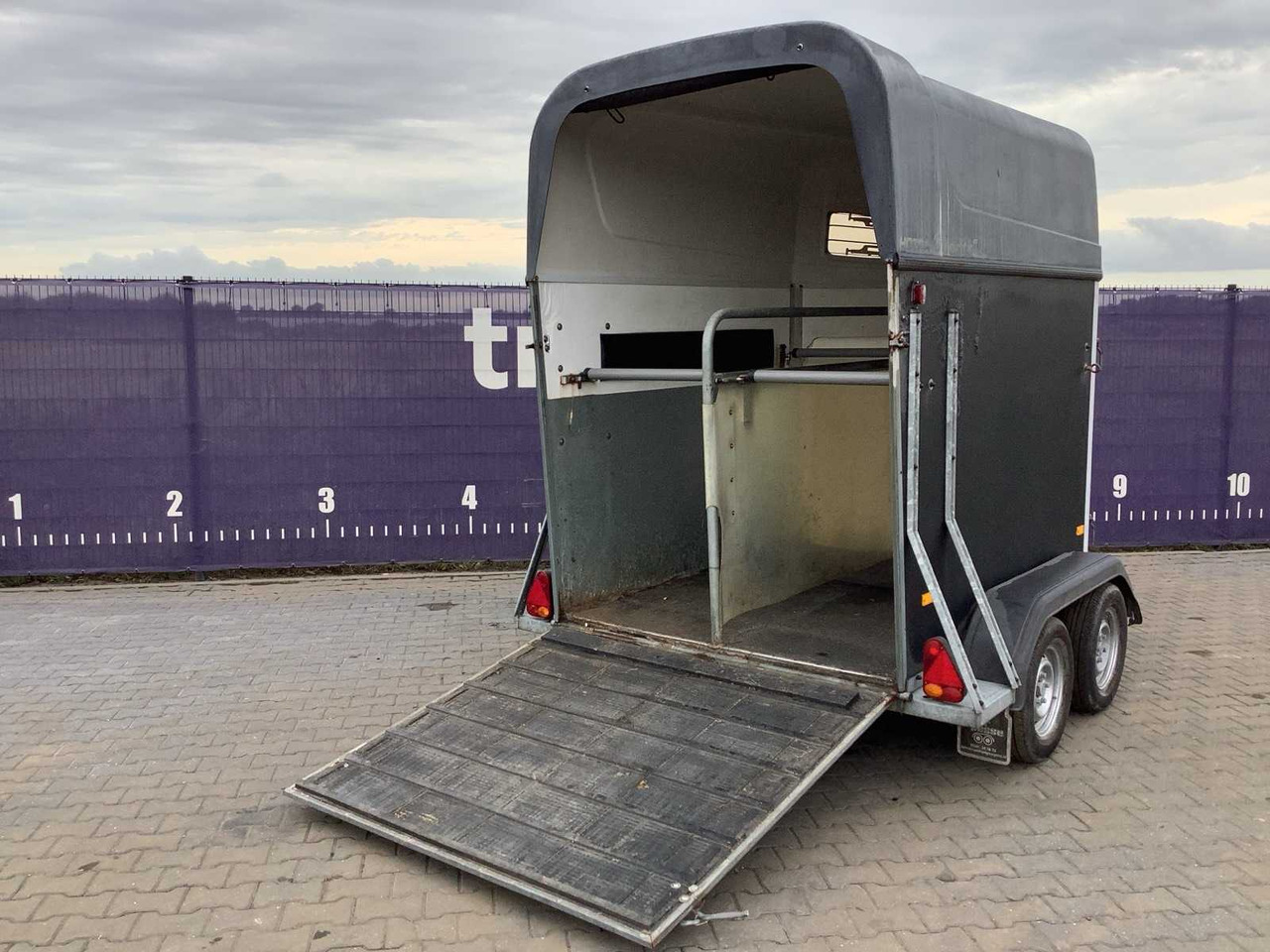 2008 - HOTRARIJS - PT 2006 - HORSE TRAILER - Trailer: gambar 5 2008 - HOTRARIJS - PT 2006 - HORSE TRAILER - Trailer: gambar 5