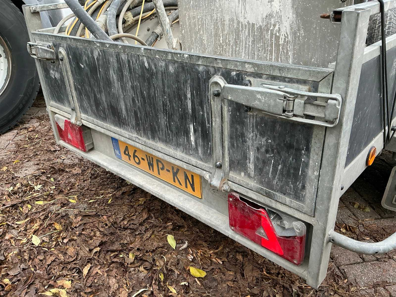 Trailer 2016 ATEC TRAILER: gambar 9 Trailer 2016 ATEC TRAILER: gambar 9