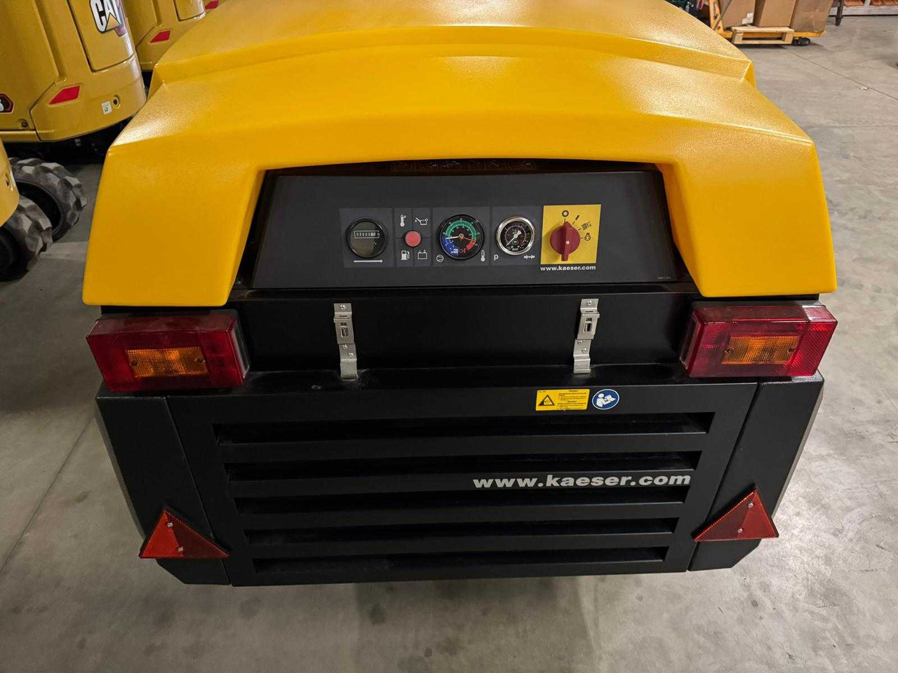 2024 KAESER M27 PE PORTABLE CONSTRUCTION COMPRESSOR 14 BAR - Trailer: gambar 4 2024 KAESER M27 PE PORTABLE CONSTRUCTION COMPRESSOR 14 BAR - Trailer: gambar 4