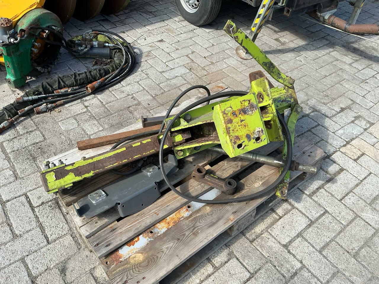 CLAAS PICK-UP HOOK FOR CORN CART - Trailer: gambar 1 CLAAS PICK-UP HOOK FOR CORN CART - Trailer: gambar 1