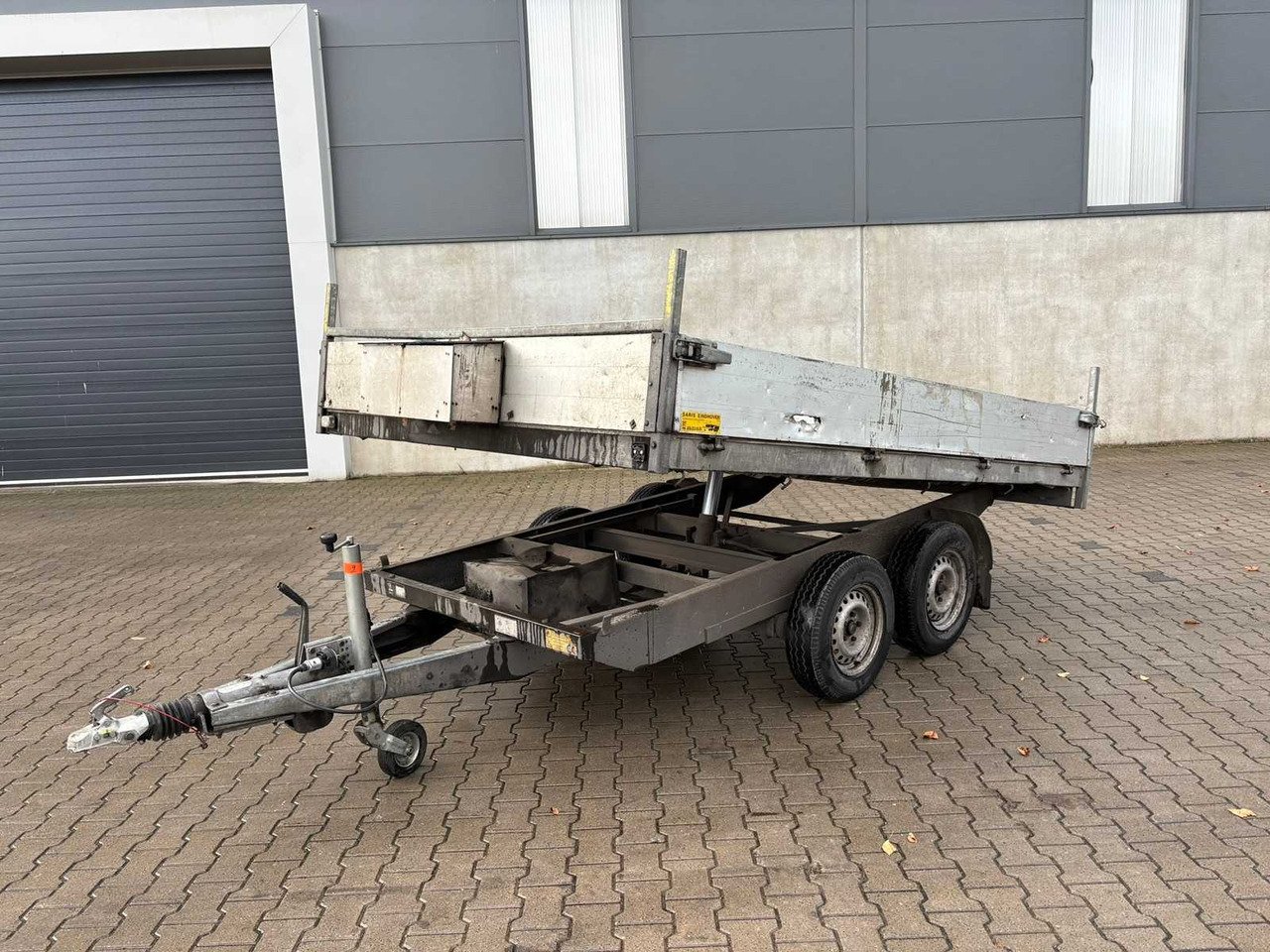 HAPERT - 2000 - D3000-02 - HYDRAULIC TIPPER TRAILER - Trailer: gambar 1 HAPERT - 2000 - D3000-02 - HYDRAULIC TIPPER TRAILER - Trailer: gambar 1