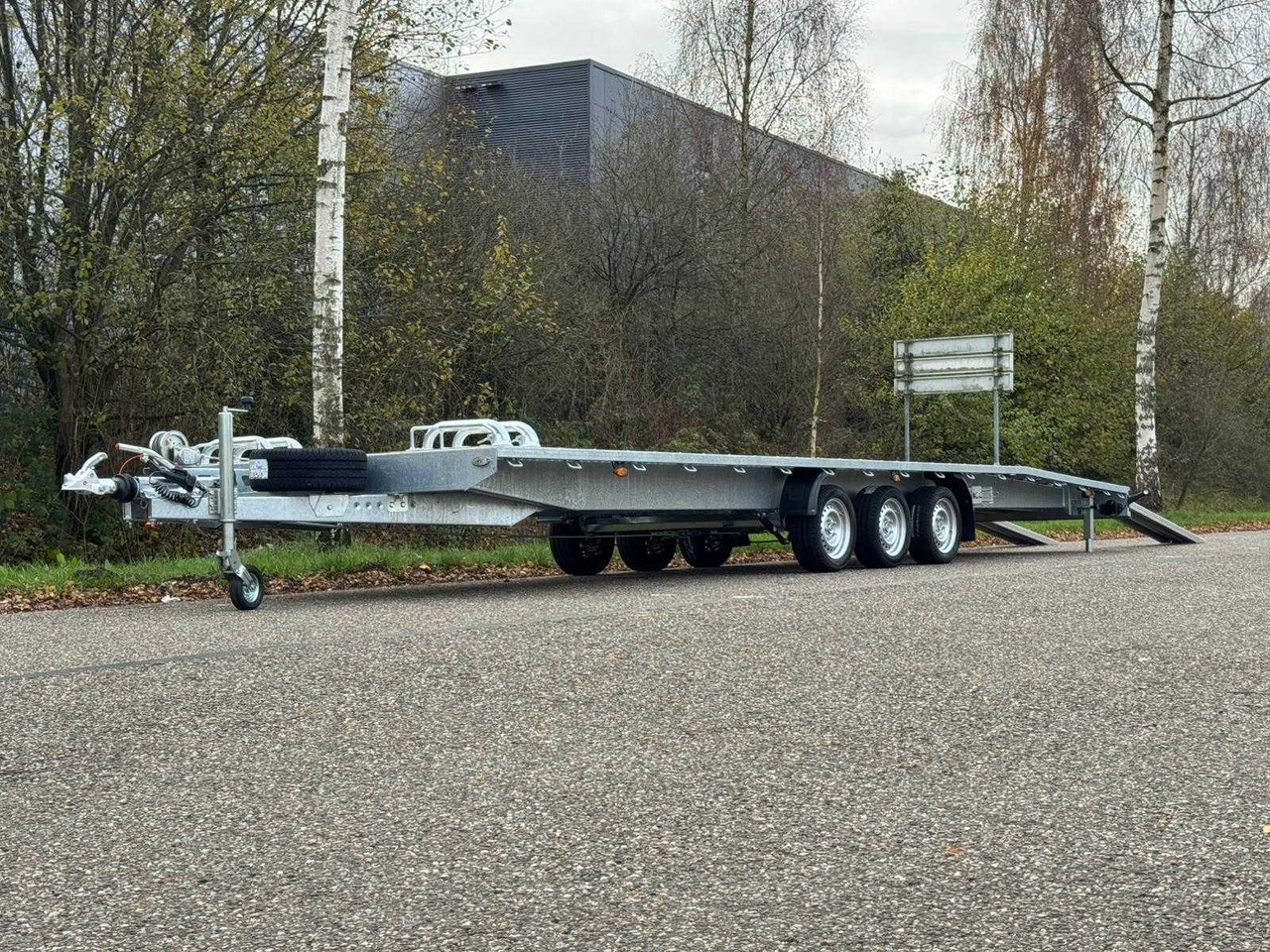 NIEWIADOW - CAR TRANSPORTER - 3 ASSER 2025 - WINCH + RAMPS - 01-WRP-6 - Trailer: gambar 2 NIEWIADOW - CAR TRANSPORTER - 3 ASSER 2025 - WINCH + RAMPS - 01-WRP-6 - Trailer: gambar 2