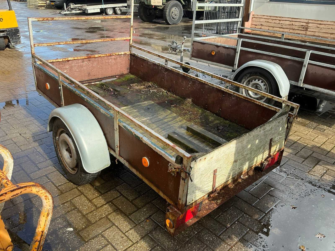 TRAILER - Trailer: gambar 3 TRAILER - Trailer: gambar 3