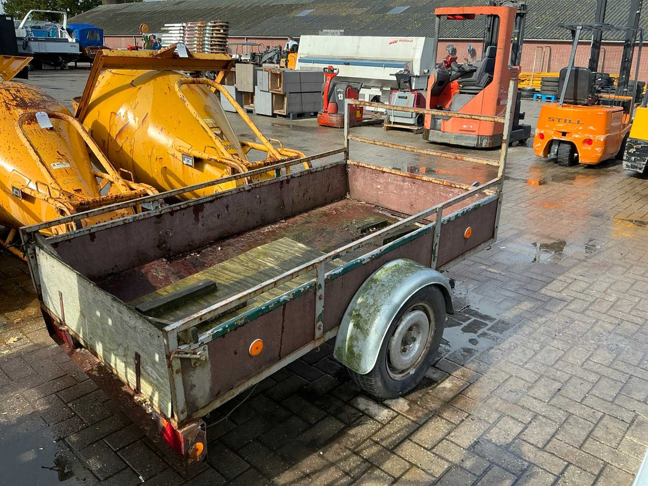 TRAILER - Trailer: gambar 2 TRAILER - Trailer: gambar 2