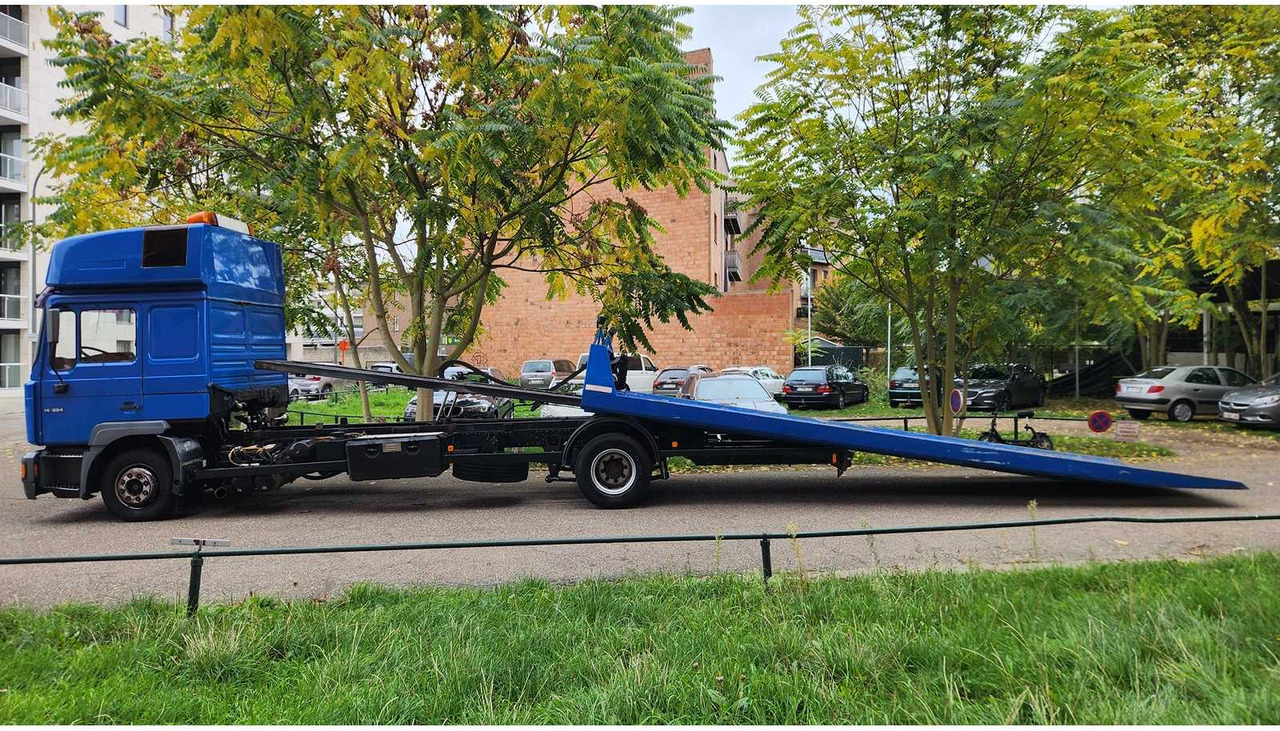 2000 MAN 14,284 BREAKDOWN - Truk: gambar 2 2000 MAN 14,284 BREAKDOWN - Truk: gambar 2