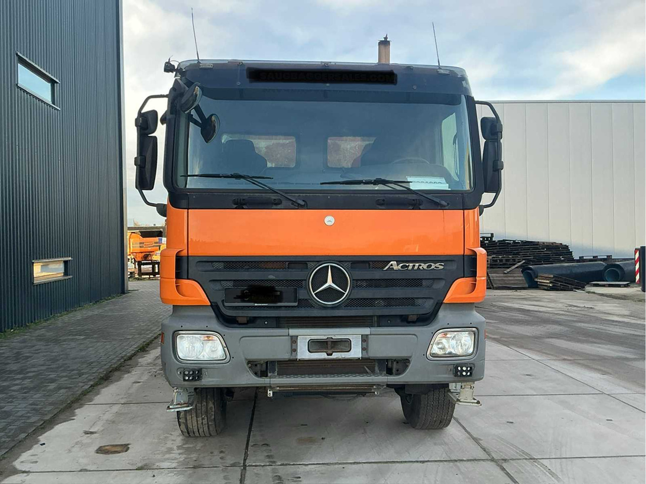 Truk 2006 MERCEDES-BENZ 414F TRUCK WITH SUCTION BODY: gambar 7 Truk 2006 MERCEDES-BENZ 414F TRUCK WITH SUCTION BODY: gambar 7