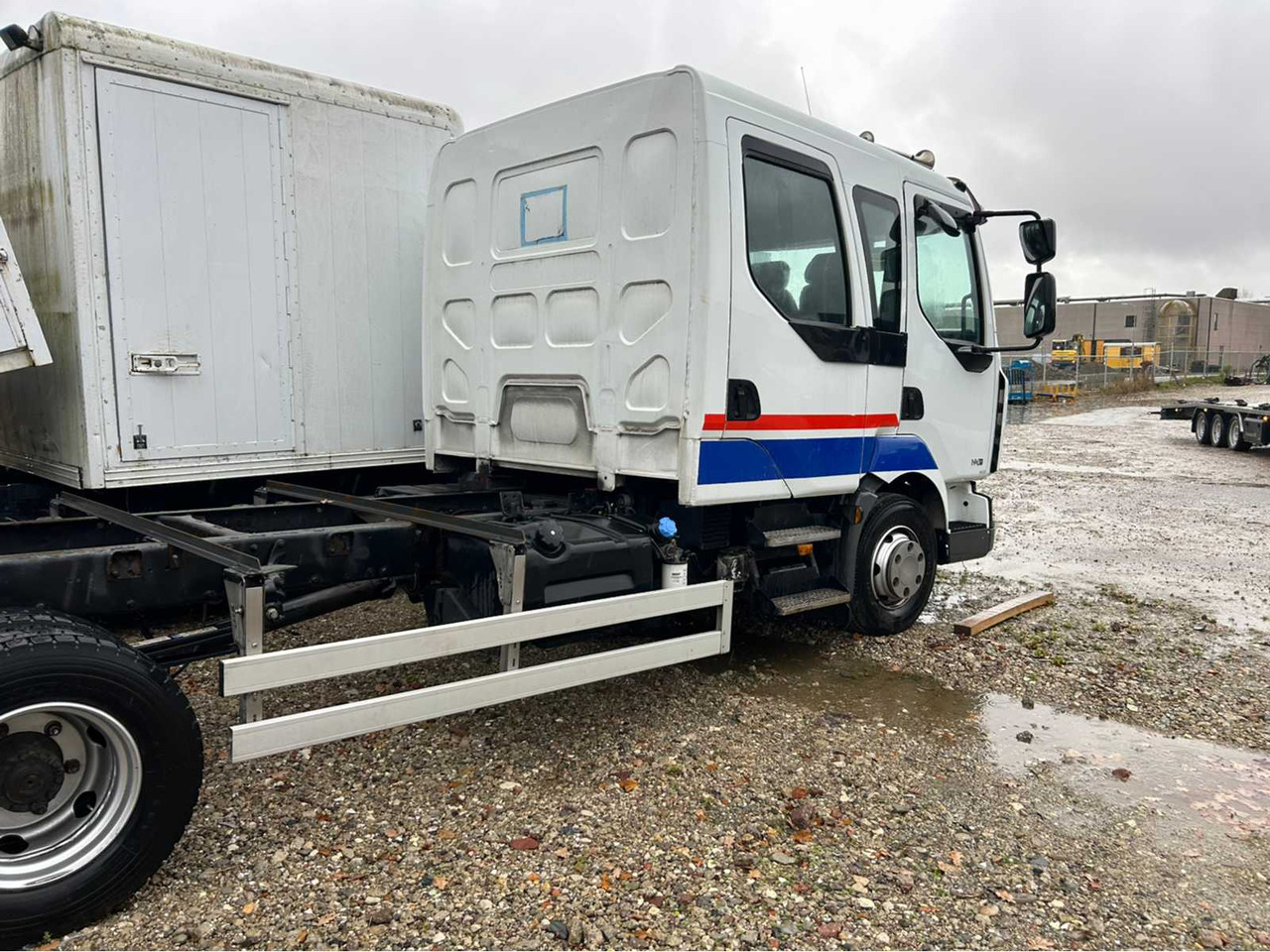 2007 RENAULT MIDLUM 190-08 EL TRUCK - Truk: gambar 5 2007 RENAULT MIDLUM 190-08 EL TRUCK - Truk: gambar 5