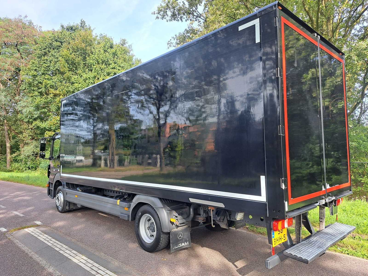 2016 MERCEDES-BENZ ATEGO TRUCK - Truk: gambar 3 2016 MERCEDES-BENZ ATEGO TRUCK - Truk: gambar 3