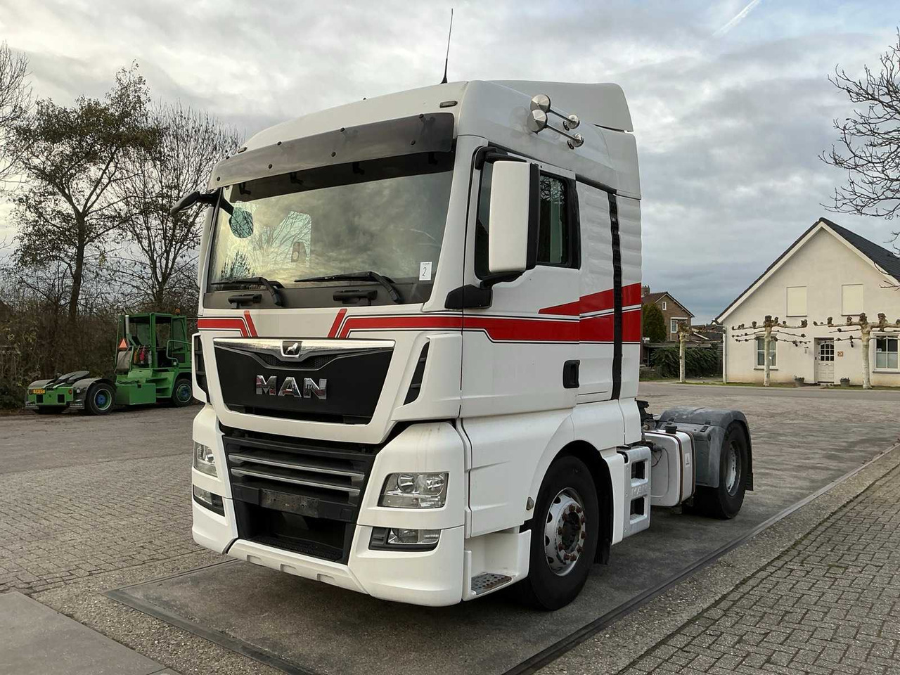 2018 MAN TGX 18.500 SEMI-TRAILER TRACTOR - Truk: gambar 1 2018 MAN TGX 18.500 SEMI-TRAILER TRACTOR - Truk: gambar 1