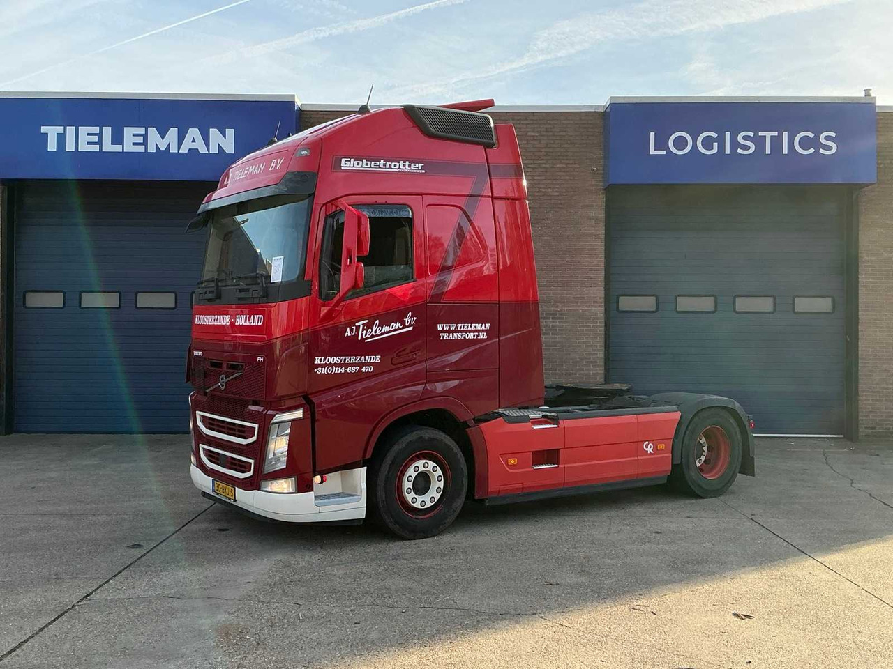 2018 VOLVO FH SEMI-TRAILER TRACTOR - Truk: gambar 1 2018 VOLVO FH SEMI-TRAILER TRACTOR - Truk: gambar 1