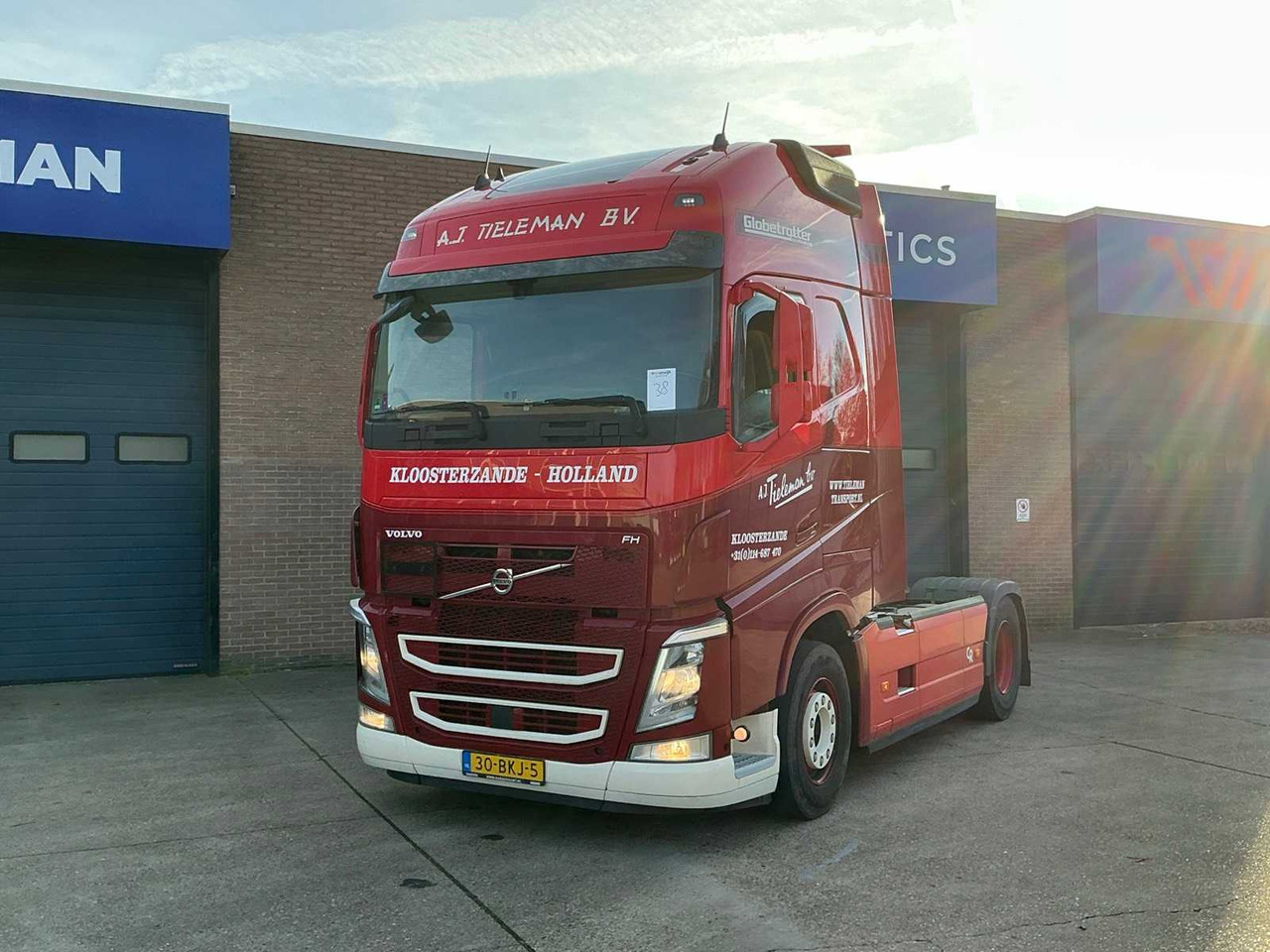 2018 VOLVO FH SEMI-TRAILER TRACTOR - Truk: gambar 2 2018 VOLVO FH SEMI-TRAILER TRACTOR - Truk: gambar 2