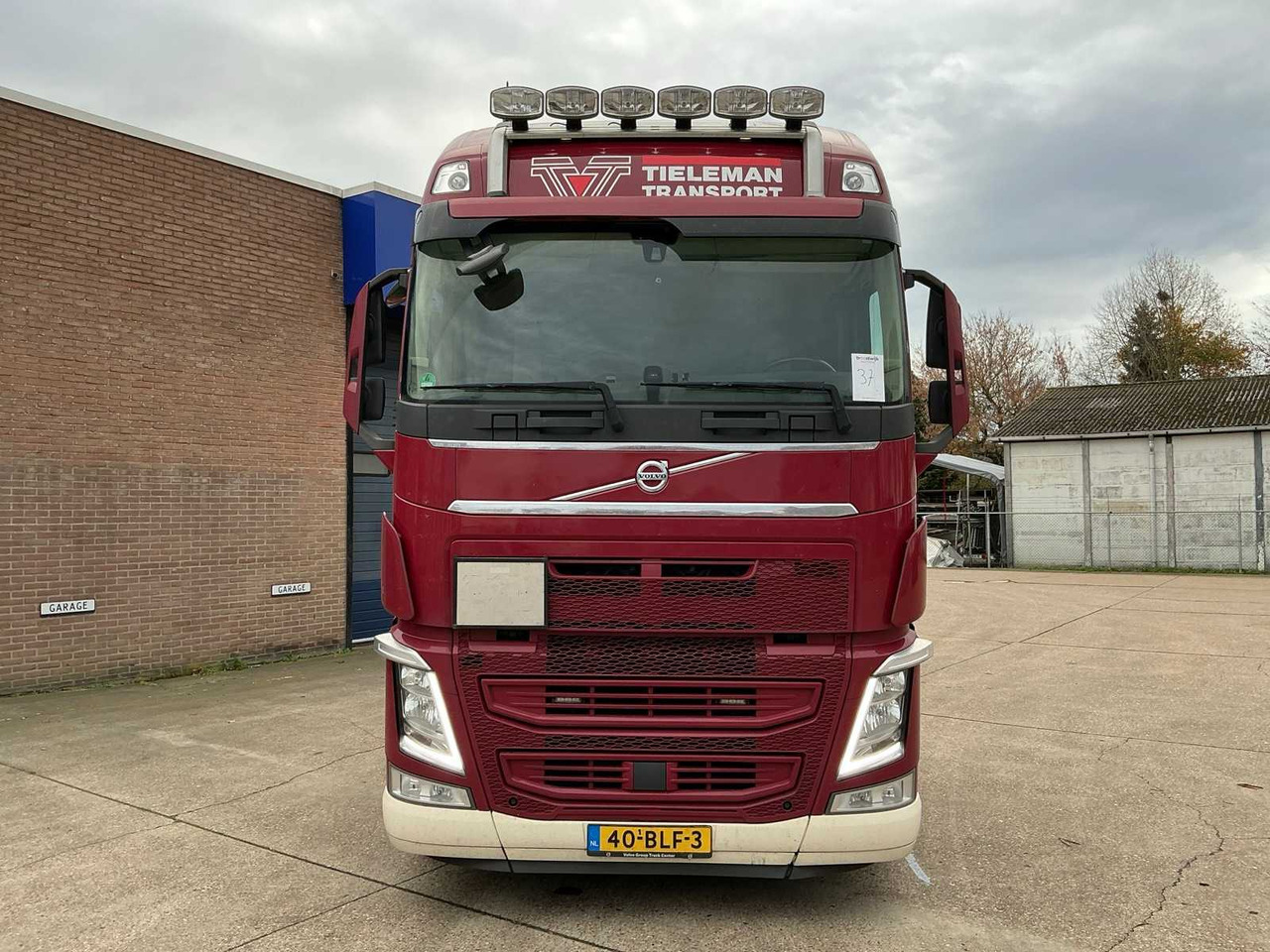 2018 VOLVO FH SEMI-TRAILER TRACTOR - Truk: gambar 2 2018 VOLVO FH SEMI-TRAILER TRACTOR - Truk: gambar 2