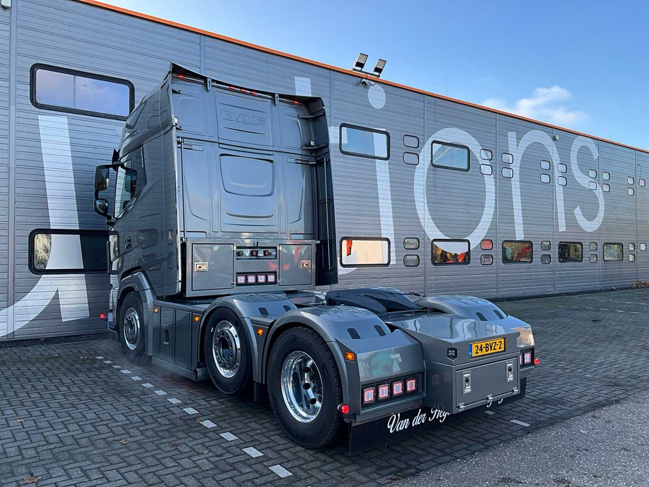 2024 DAF XG+ 530 FTG SHOWTRUCK 24-BVZ-2 - Truk: gambar 5 2024 DAF XG+ 530 FTG SHOWTRUCK 24-BVZ-2 - Truk: gambar 5