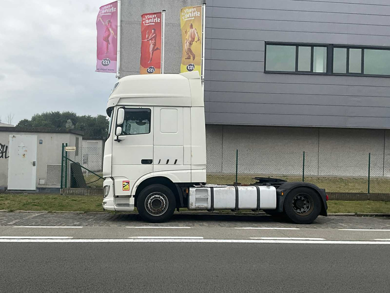 DAF XF 460 FT - 2015 - Truk: gambar 2 DAF XF 460 FT - 2015 - Truk: gambar 2