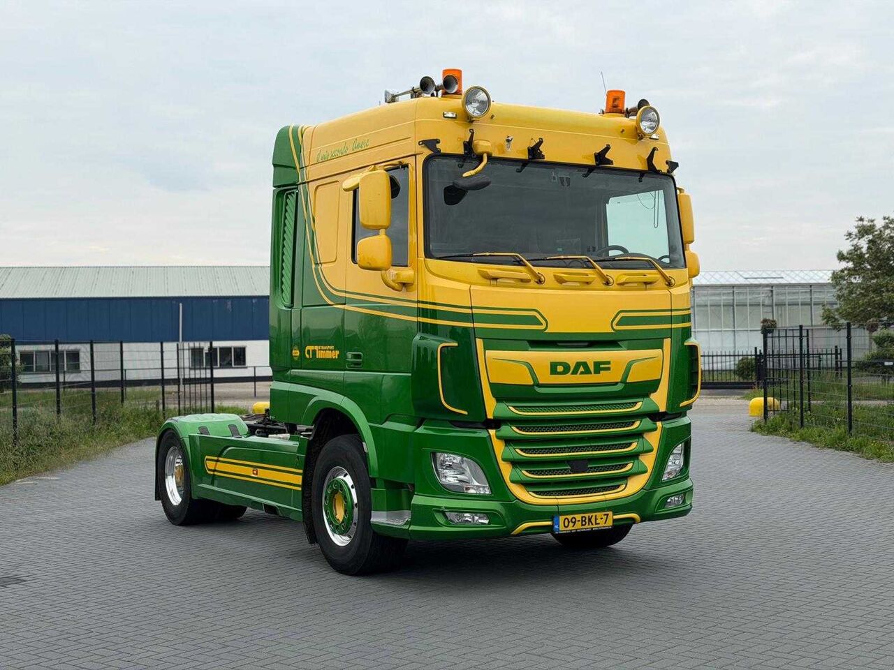 DAF - XF 480 FT - SMART TACHO - LEATHER SEATS - PTO - ALCOA - 2018 - TRUCK - Truk: gambar 3 DAF - XF 480 FT - SMART TACHO - LEATHER SEATS - PTO - ALCOA - 2018 - TRUCK - Truk: gambar 3