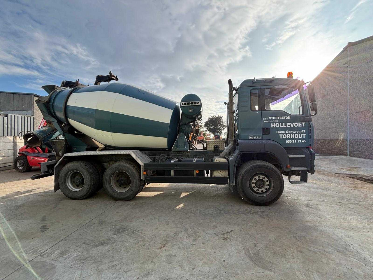 MAN - 2006 - TGA 33.350 - TRUCK - Truk: gambar 2 MAN - 2006 - TGA 33.350 - TRUCK - Truk: gambar 2