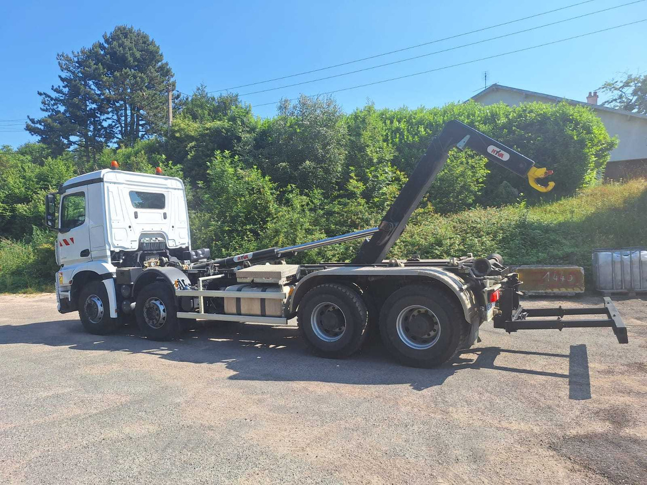 MERCEDES - 2018 - ACTROS 3248 - 8X4 AMPLIROLL TRUCK - Truk: gambar 2 MERCEDES - 2018 - ACTROS 3248 - 8X4 AMPLIROLL TRUCK - Truk: gambar 2