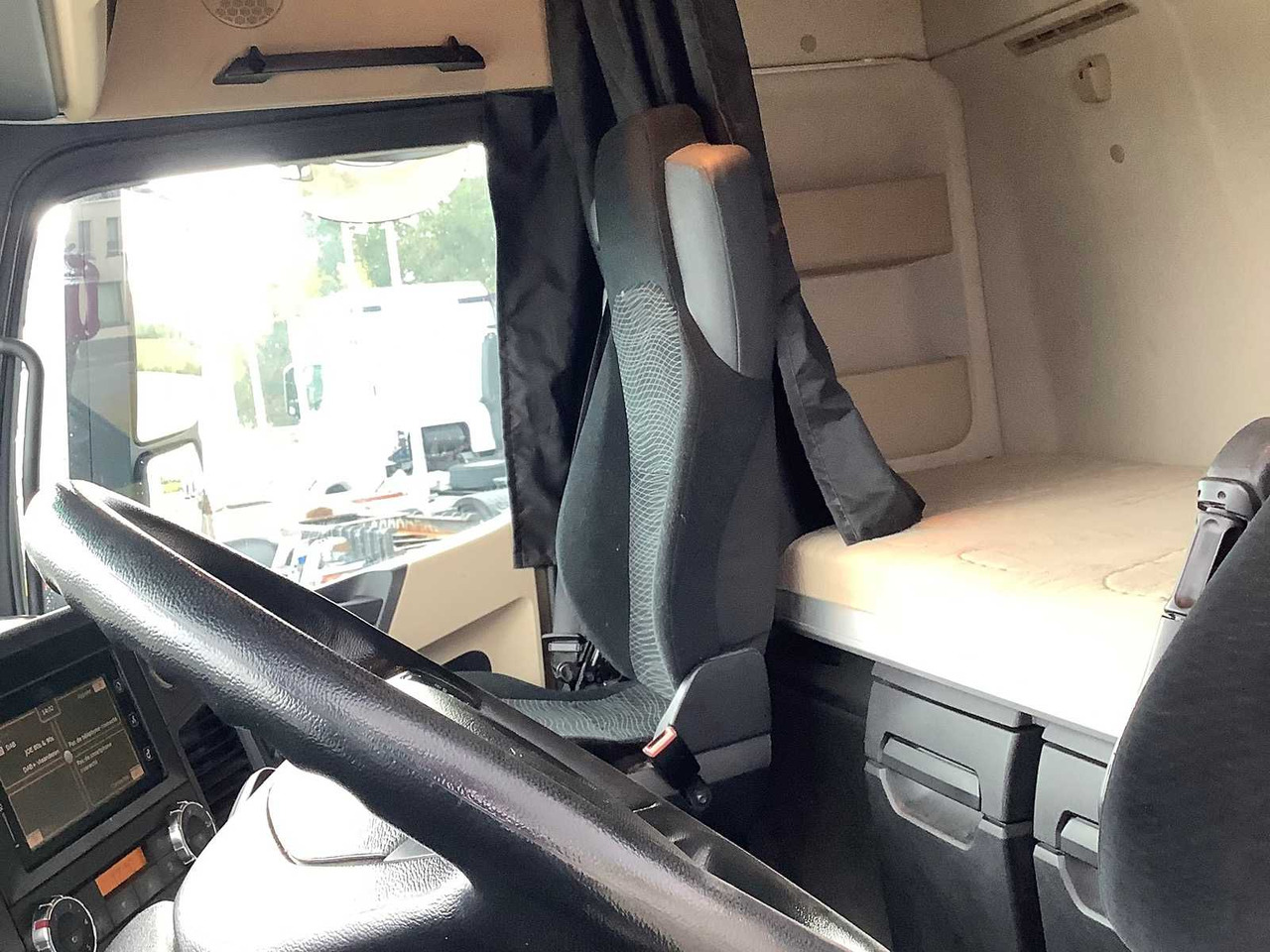 MERCEDES-BENZ - ACTROS - TRUCK - 2019 - Truk: gambar 4 MERCEDES-BENZ - ACTROS - TRUCK - 2019 - Truk: gambar 4