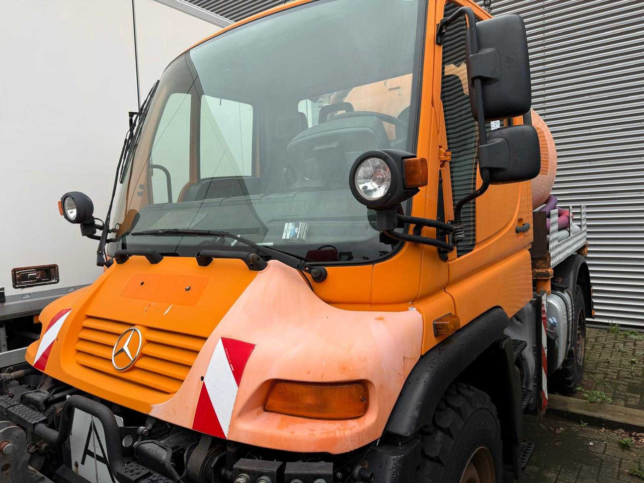 UNIMOG - U300 - TRUCK - Truk: gambar 1 UNIMOG - U300 - TRUCK - Truk: gambar 1