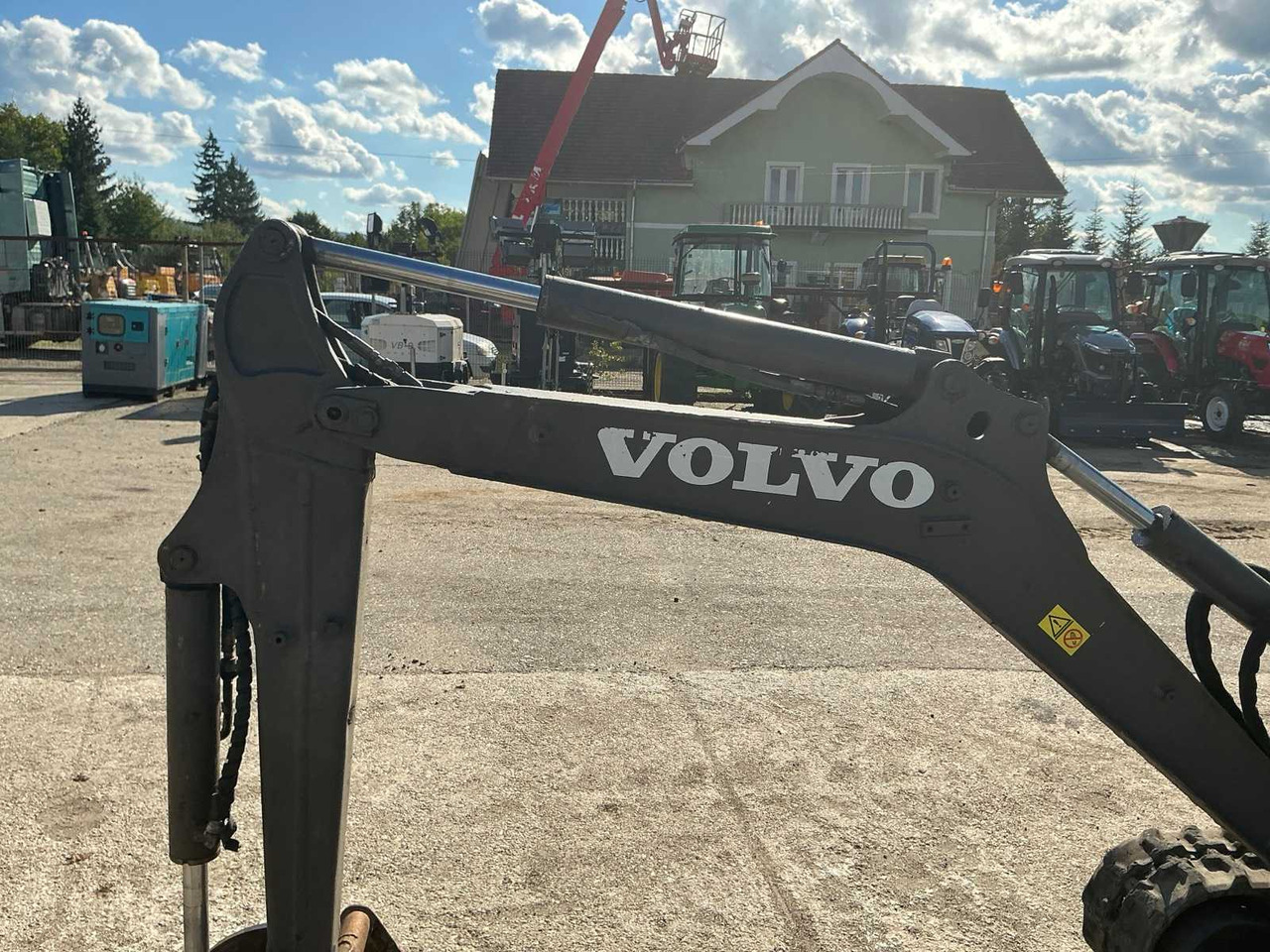 Ekskavator mini VOLVO - EC 18 D - MINI-EXCAVATOR - 2016: gambar 10