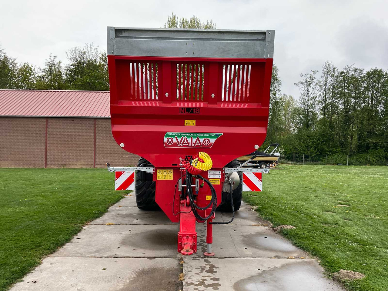 Vaia NL/18 - Trailer jungkit pertanian/ Tempat sampah: gambar 2 Vaia NL/18 - Trailer jungkit pertanian/ Tempat sampah: gambar 2