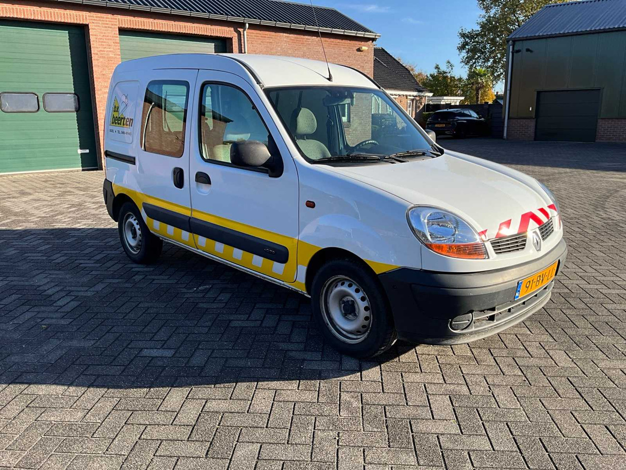 2005 RENAULT KANGOO EXPRESS DCI70 COMMERCIAL VEHICLE - Van pengiriman: gambar 2 2005 RENAULT KANGOO EXPRESS DCI70 COMMERCIAL VEHICLE - Van pengiriman: gambar 2