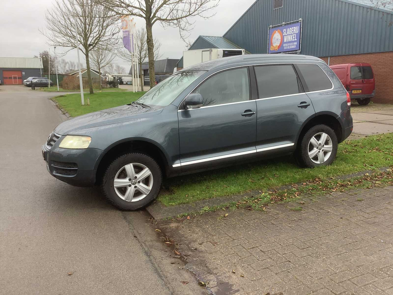 2005 VOLKSWAGEN TOUAREG 2.5 TDI COMMERCIAL VEHICLE - Van pengiriman: gambar 1 2005 VOLKSWAGEN TOUAREG 2.5 TDI COMMERCIAL VEHICLE - Van pengiriman: gambar 1