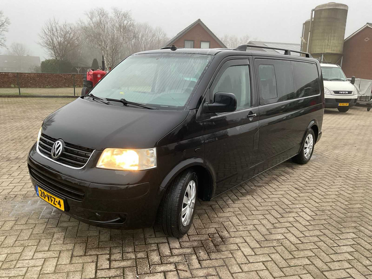 2006 VOLKSWAGEN CARAVELLE 2.5 TDI 340 TREND.DC COMMERCIAL VEHICLE - Van pengiriman: gambar 3 2006 VOLKSWAGEN CARAVELLE 2.5 TDI 340 TREND.DC COMMERCIAL VEHICLE - Van pengiriman: gambar 3