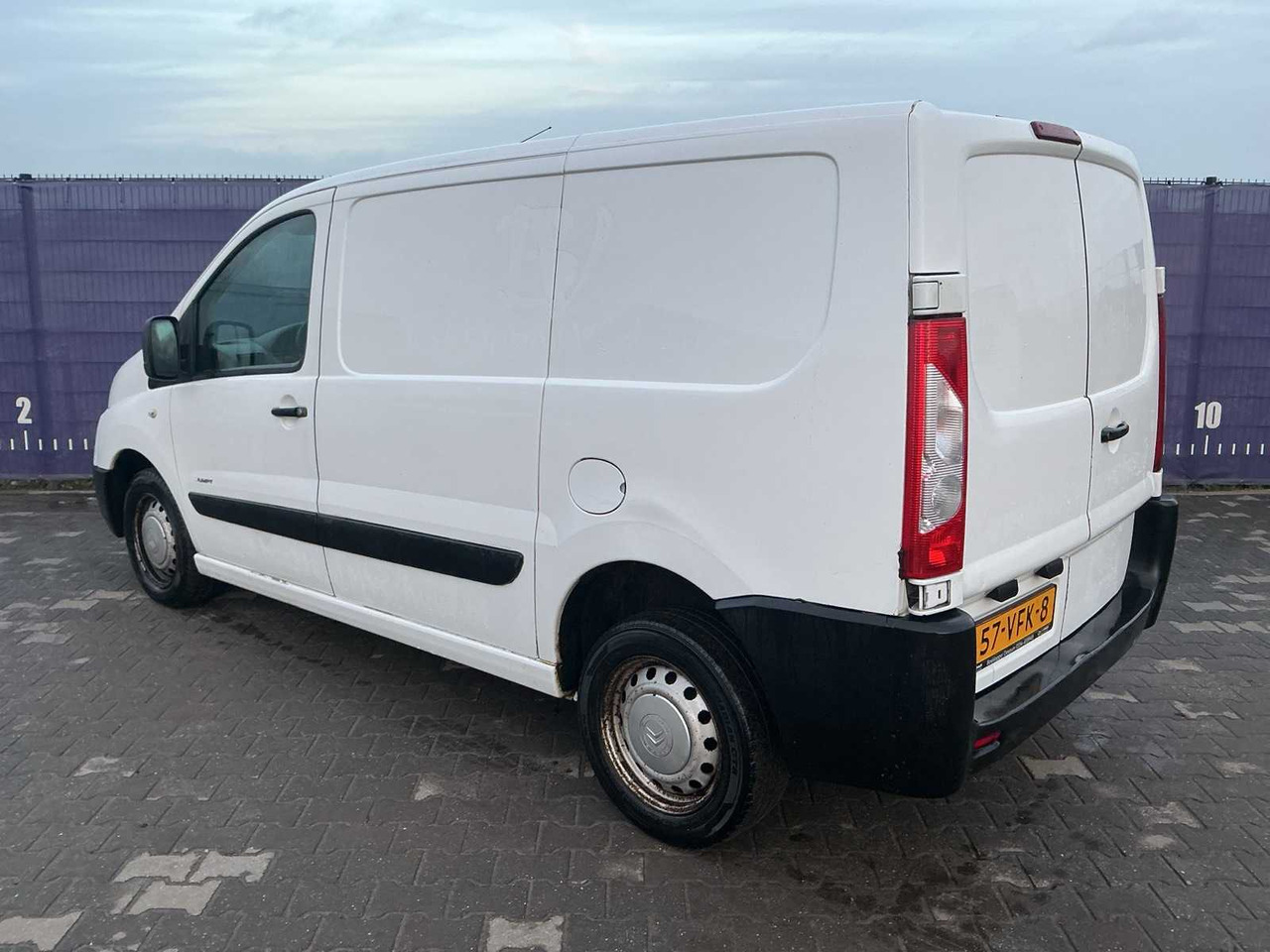 2007 - CITROEN - JUMPY - 12 1.6 HDI L1 H1 - COMMERCIAL VEHICLE - Van pengiriman: gambar 3 2007 - CITROEN - JUMPY - 12 1.6 HDI L1 H1 - COMMERCIAL VEHICLE - Van pengiriman: gambar 3