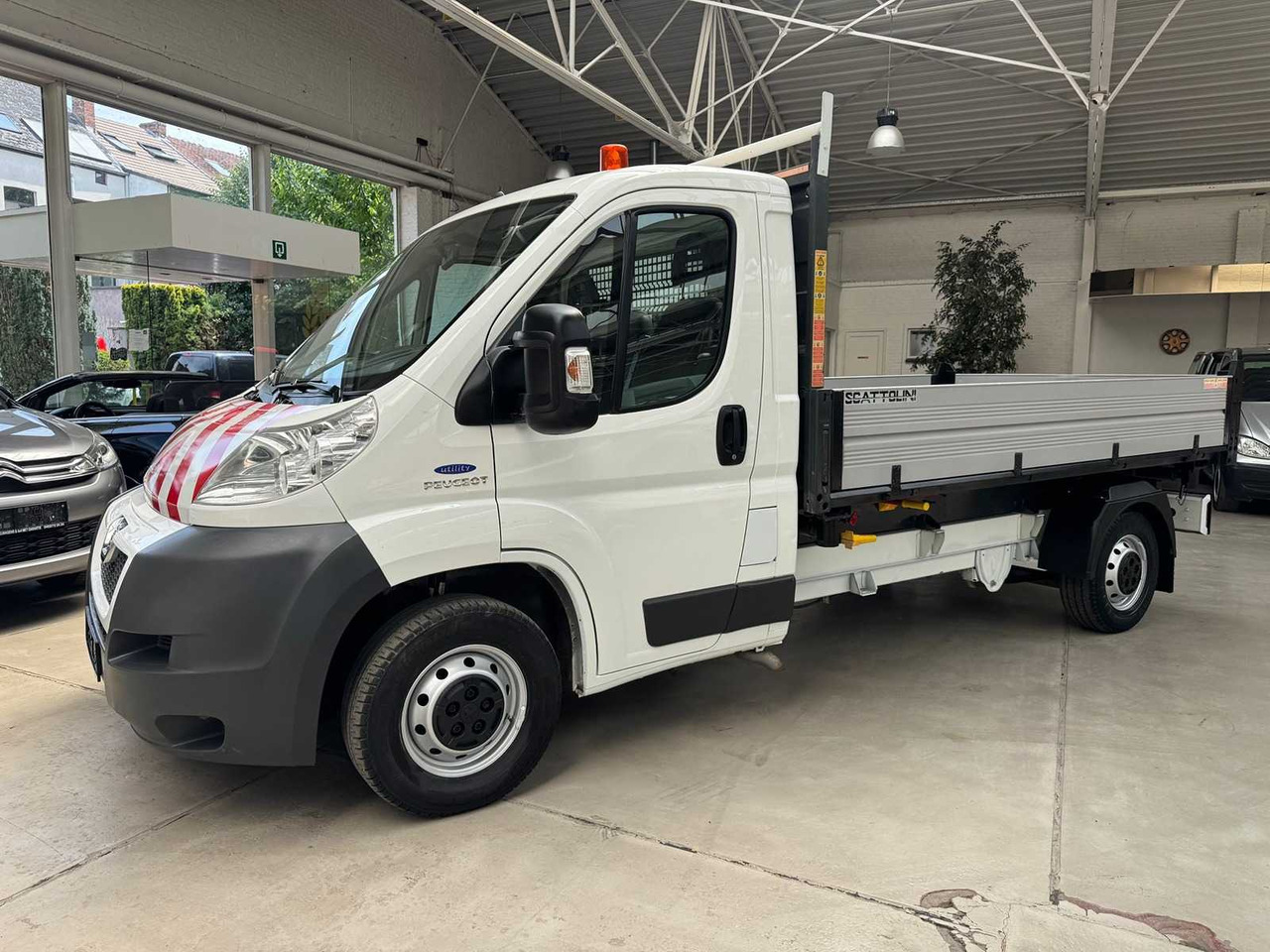 2007 PEUGEOT BOXER TIPPER ONLY 78601KM - Van pengiriman: gambar 5 2007 PEUGEOT BOXER TIPPER ONLY 78601KM - Van pengiriman: gambar 5